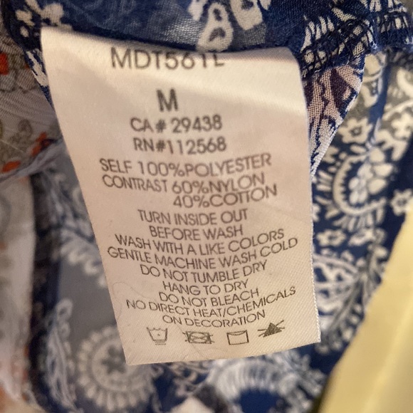 Miss Me Floral Print Top with Lace Arm and Back Panels - Picture 7 of 8